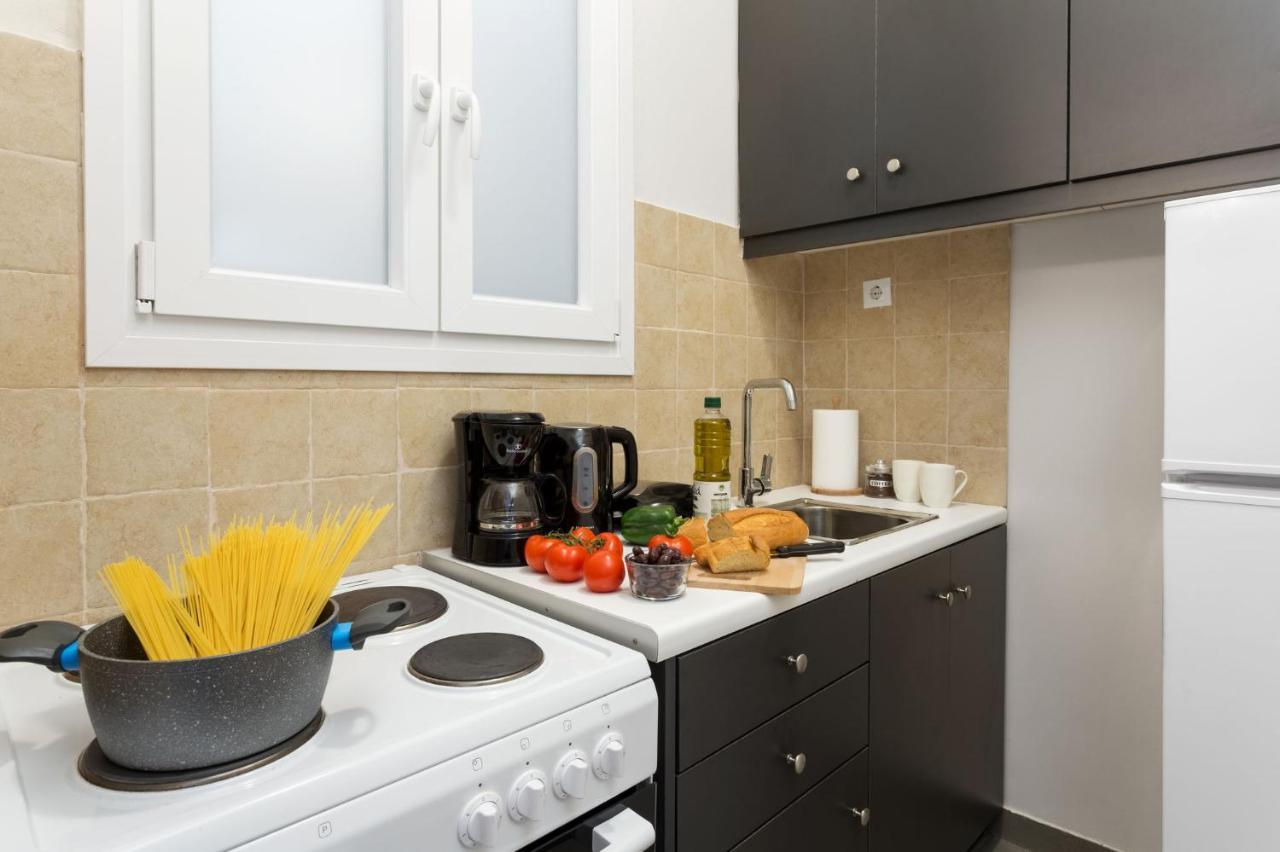 Homely Apartments By Athens Stay Exteriör bild